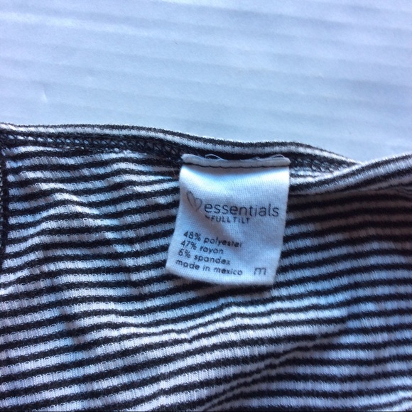 Essentials by Full Tilt 2 Tank Top Small & Med - Picture 9 of 15